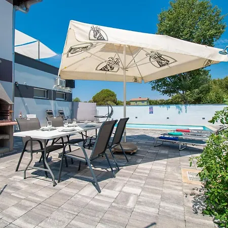 Damjan, Barbariga By Istrabook Villa *